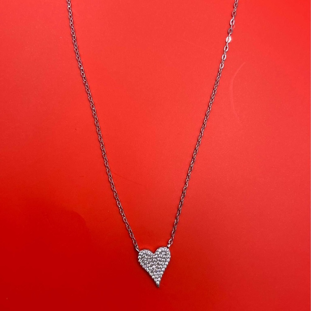 Elegant Silver Heart Pendant Necklace